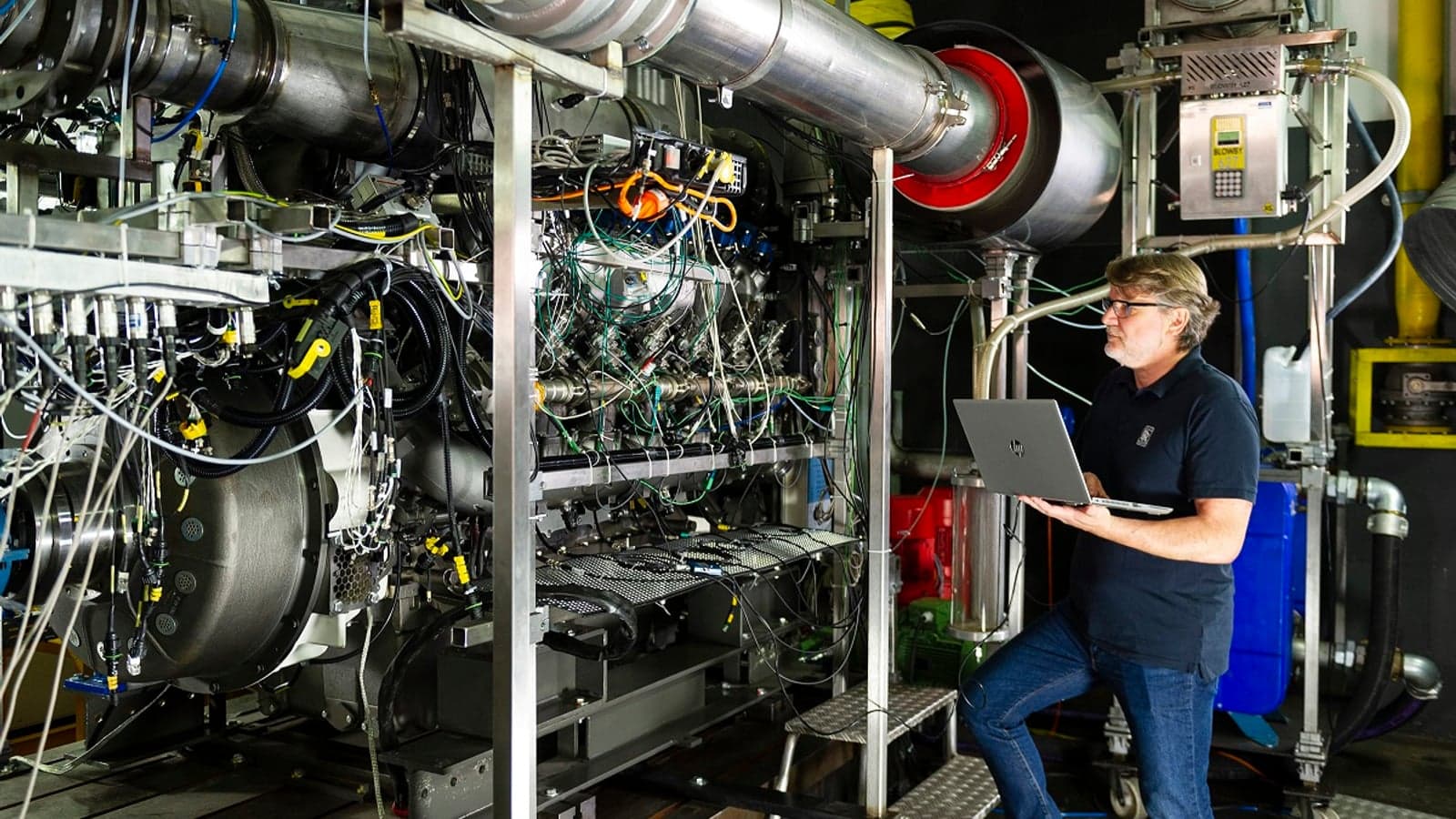 Rolls Royce runs gas engine on 100% hydrogen