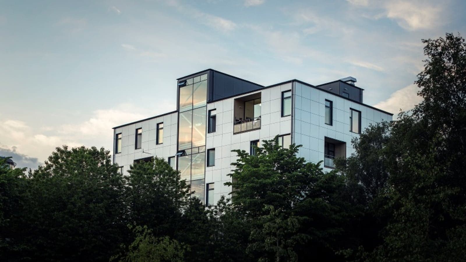 Compact thermal energy storage of the future: from the home to the workplace