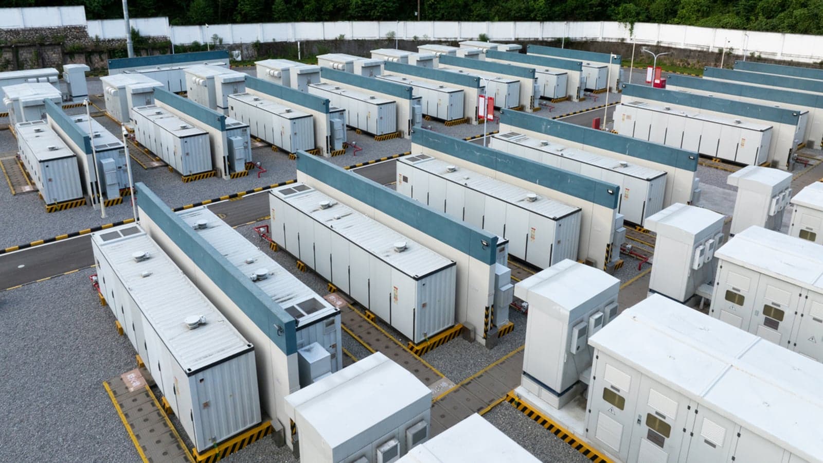 Funding secured for battery energy storage projects in Italy