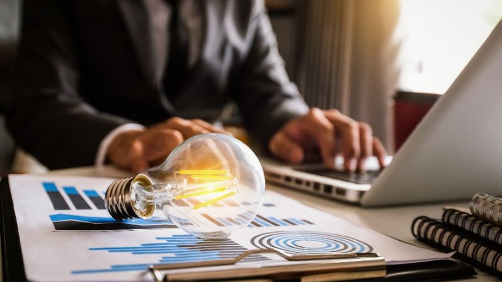 With energy market volatility on the rise, might hedging be a safe bet?