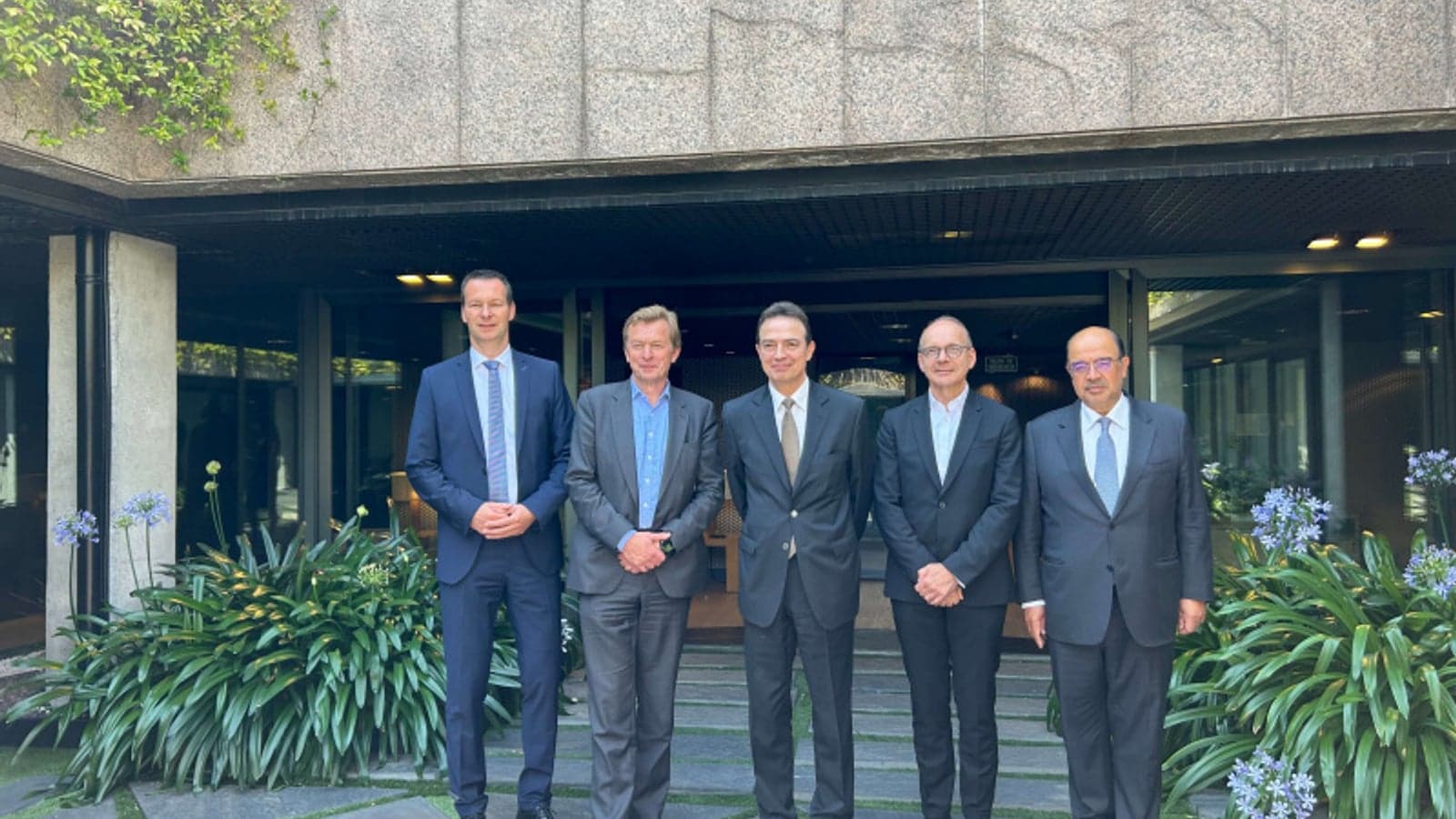Gas TSOs ink agreements on H2med hydrogen infrastructure