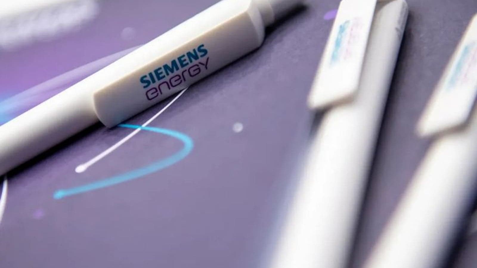 Smart Energy Finances: Strong grid tech props up Siemens Energy in Q1