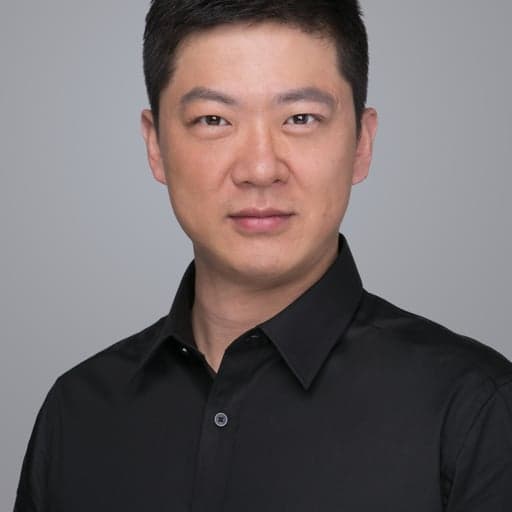 Xinwei Guo