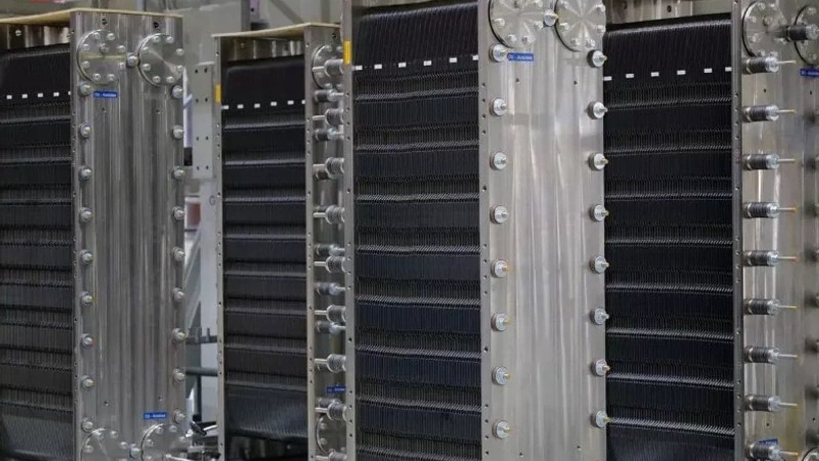 Siemens Energy and Air Liquide partner on hydrogen electrolyser production