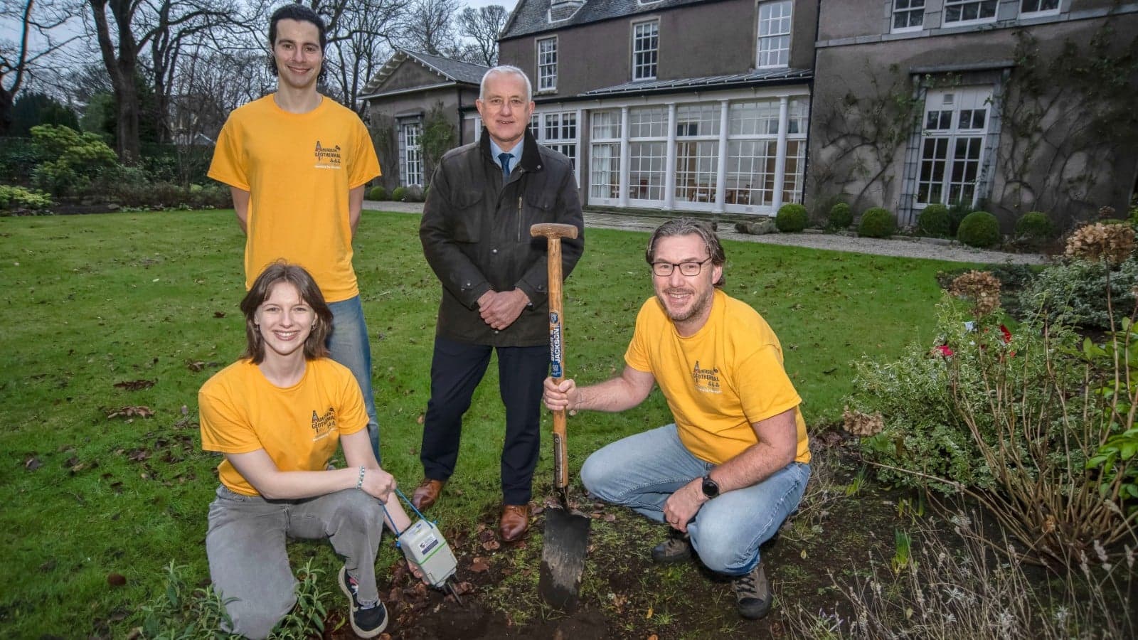 Photo: (l-r) – Technician Iona Copley, researcher Tristan Roberts, University of Aberdeen Principal Professor Peter Edwards, and Dr David Cornwell, AGFP co-lead. Image credit: University of Aberdeen