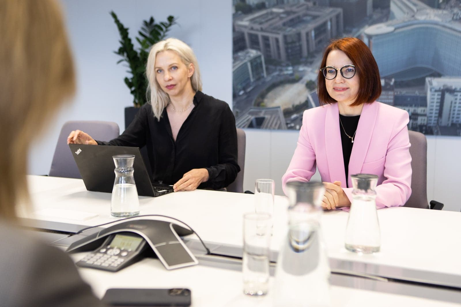 Keit Pentus-Rosimannus (right) of the European Court of Auditors. Photo EC Audiovisual Service.