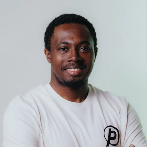 Roger Akayesi