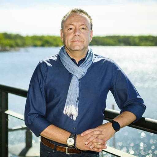 Patrick Isacson