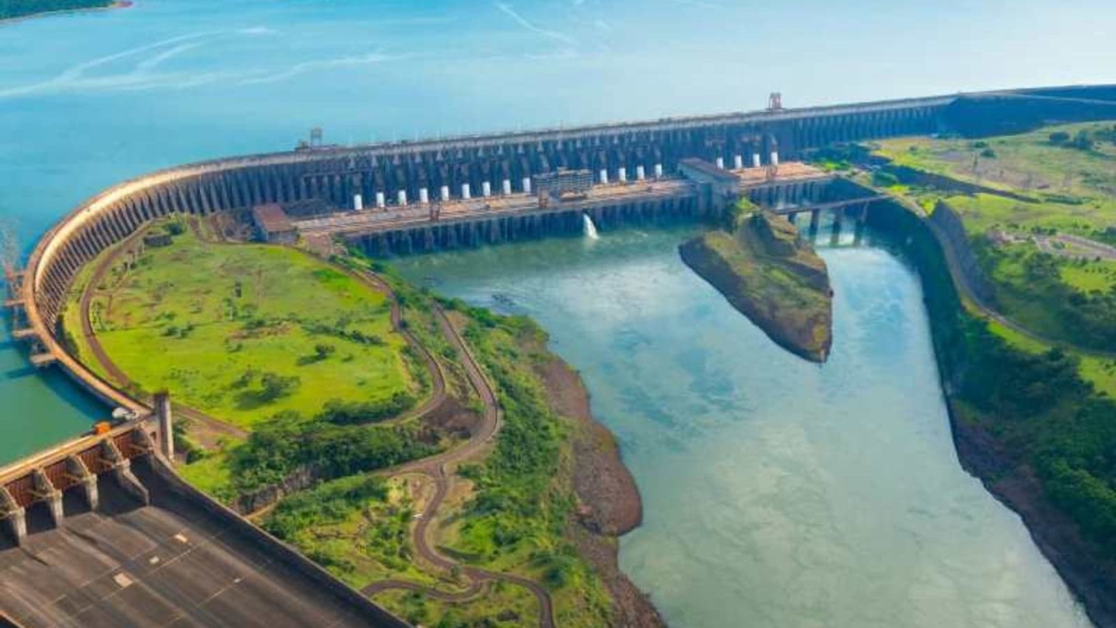 HIVE Digital plans 100MW Bitcoin mining center using hydropower