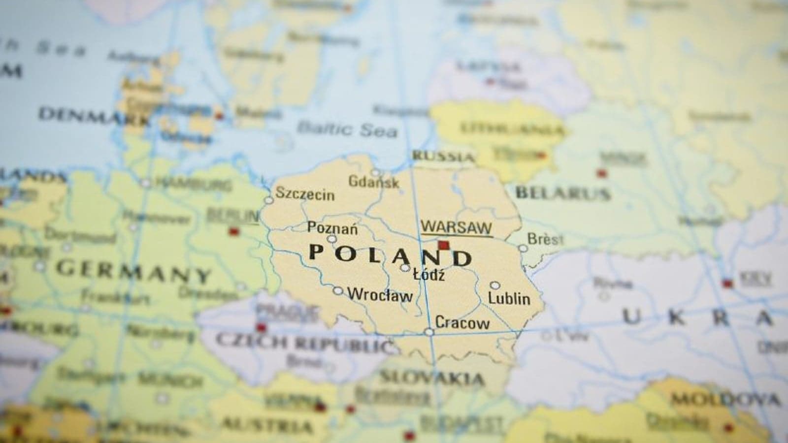 Mytilineos signs contract for CCGT plant in Poland