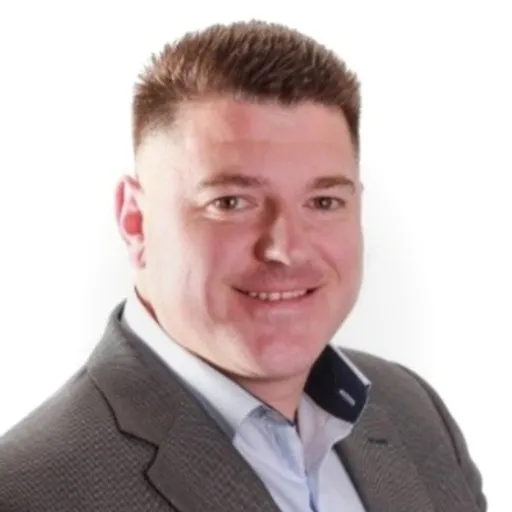 Simon Price
