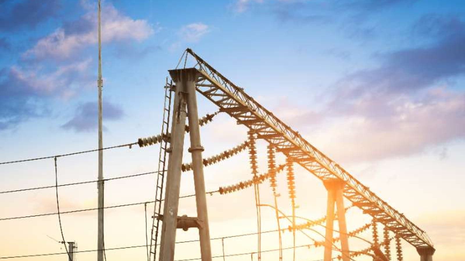EIB loans €500m to Stedin amidst struggle with Dutch grid connections