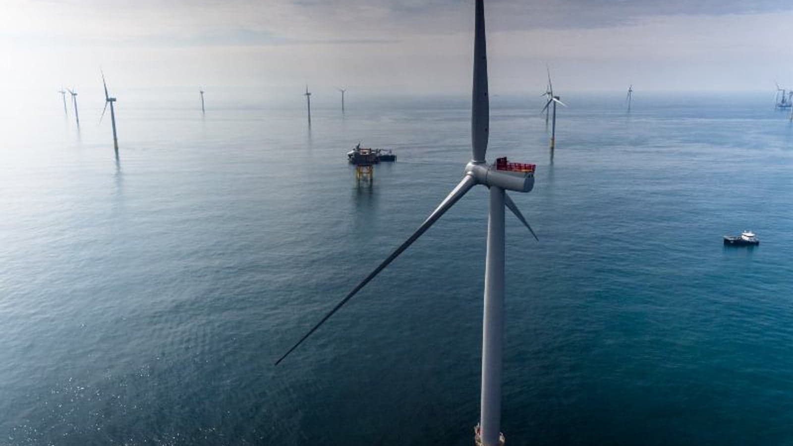 Hitachi Energy in grid deal with Equinor for 1GW Polish wind farms
